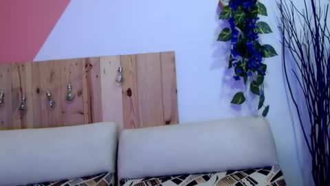   online show from November 20, 12:17 pm