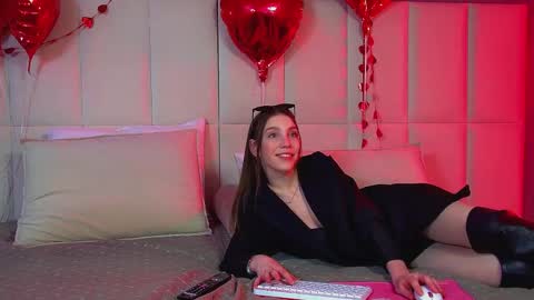 Veronica online show from February 12, 7:37 pm