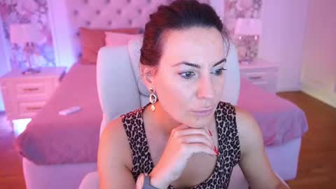 Veronica online show from July 16, 5:56 am