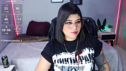 Snapshot of veronika_metalstar chatting on February 15, 10:55 am Miss Veronika online show from February 15, 10:55 am