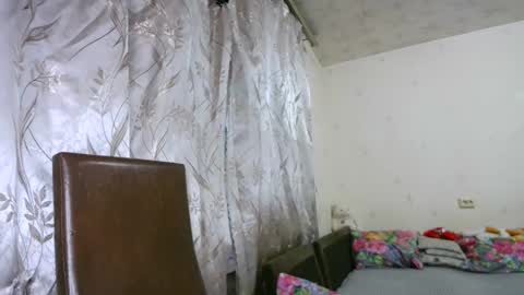 veronika_xi online show from November 6, 9:26 am