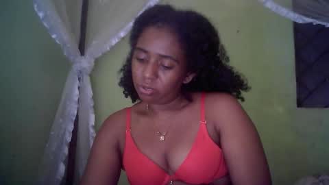 Snapshot of verronique1511 chatting on September 18, 5:55 pm verronique1511 online show from September 18, 5:55 pm