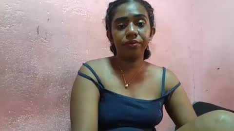 Snapshot of verronique1511 chatting on February 20, 9:22 am verronique1511 online show from February 20, 9:22 am