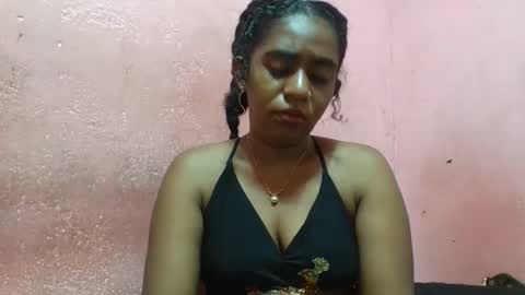 Snapshot of verronique1511 chatting on February 18, 3:21 pm verronique1511 online show from February 18, 3:21 pm
