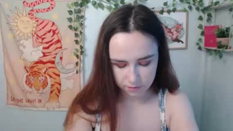 veryveryvery_shy online show from July 7, 5:54 am