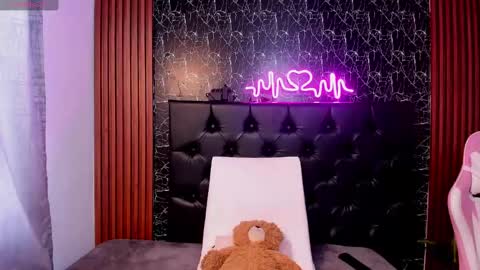 Vichy  Everyday From 1400 to 2130 Col Time online show from January 27, 7:03 pm