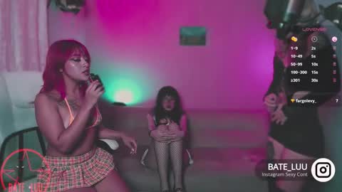 Sophie and Stan  online show from October 6, 3:23 am