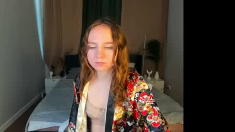 vicki_milles online show from May 23, 1:15 am