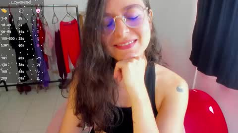 Snapshot of vicky_cristinax chatting on March 11, 6:19 pm Vicky online show from March 11, 6:19 pm