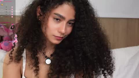 vicky_curly online show from November 15, 5:30 am