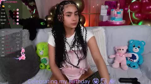 vicky_curly online show from September 26, 3:48 am