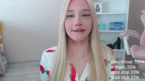 vickyfuckingdoll online show from February 5, 3:09 pm