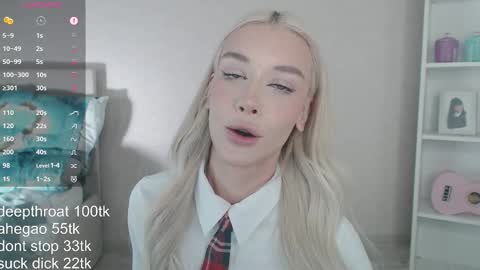 vickyfuckingdoll online show from March 5, 1:45 am