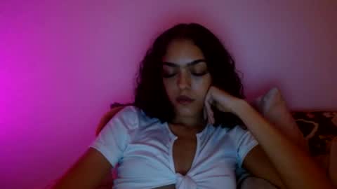 Snapshot of vickyyyx chatting on October 20, 9:12 am Goddess Victory  online show from October 20, 9:12 am