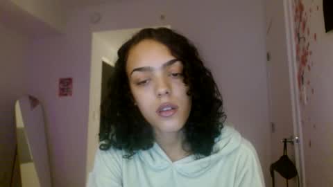 Snapshot of vickyyyx chatting on October 9, 5:44 am Goddess Victory  online show from October 9, 5:44 am