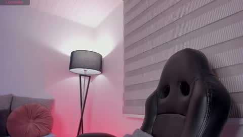 Victoria  online show from February 24, 11:03 pm