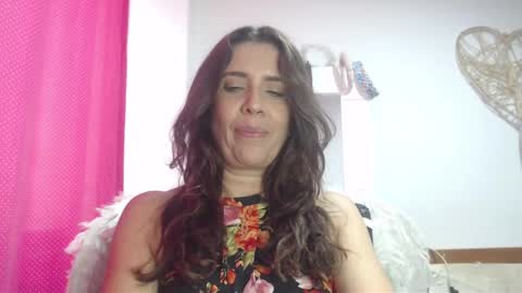 Snapshot of victoria25_meester chatting on January 17, 3:43 pm Hi guys Im victoria Be the one who can control me in PVT online show from January 17, 3:43 pm