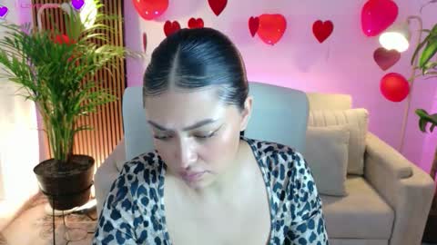 victoria online show from February 17, 1:32 pm