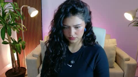 victoria online show from April 10, 3:18 pm