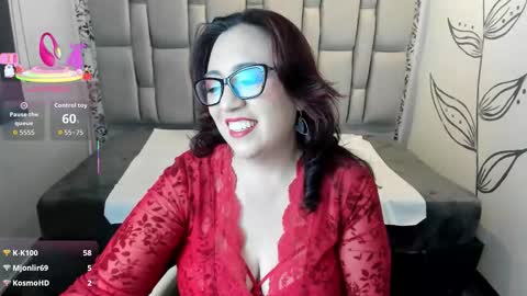 Snapshot of victoria_adamns chatting on October 10, 12:32 pm V I C T O R I A online show from October 10, 12:32 pm