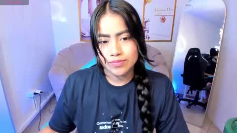 Snapshot of victoria_b_ chatting on September 15, 8:38 pm victoria_b_ online show from September 15, 8:38 pm