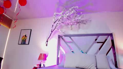 Victoria  online show from February 18, 3:38 am