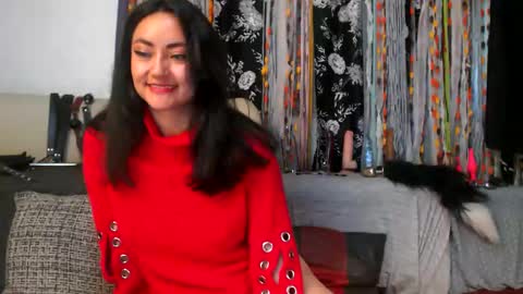 Victoria online show from December 16, 3:11 pm