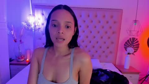 victoria_kitt online show from December 3, 8:22 pm