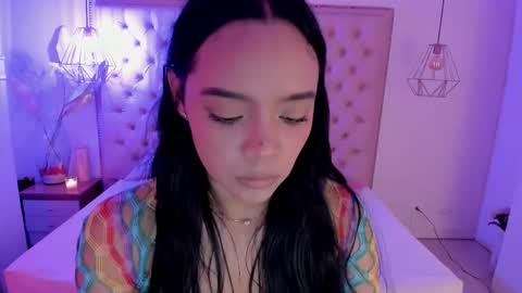 Snapshot of victoria_kitt chatting on October 15, 10:34 pm victoria_kitt online show from October 15, 10:34 pm