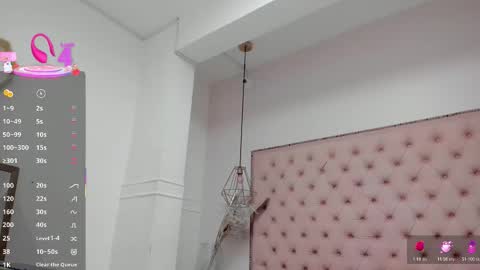 victoria_kitt online show from November 18, 7:15 pm