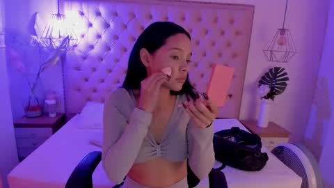 Snapshot of victoria_kitt chatting on October 12, 7:05 pm victoria_kitt online show from October 12, 7:05 pm