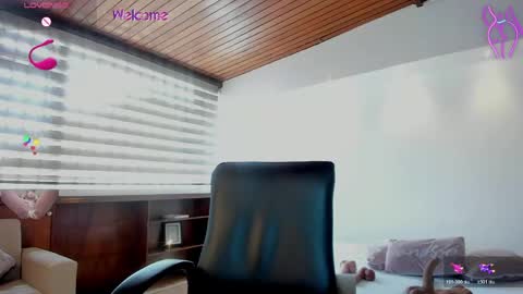 Victoria   Everyday From 1400 to 2130 Col Time online show from April 18, 7:07 pm