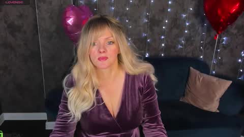 Victoria My schedule for the week 2 GMT 3am-9am TuWeThFrSa online show from February 13, 1:51 am