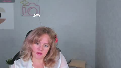 Victoria My schedule for the week 2 GMT 3am-9am TuWeThFrSa online show from April 21, 2:51 am