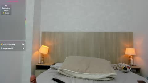 victoria_pachon online show from November 17, 7:47 pm