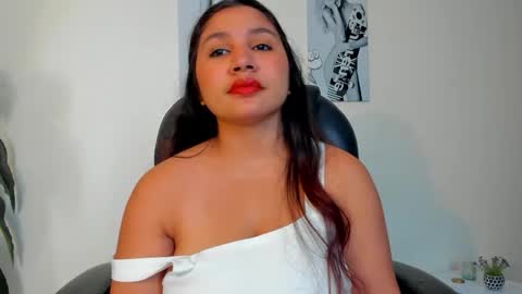 VICTORIA  online show from February 7, 2:10 pm