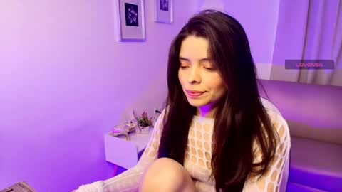 Snapshot of victoria_stern chatting on October 13, 1:58 pm Victoria online show from October 13, 1:58 pm