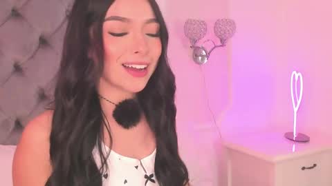 Snapshot of victoria_watsson chatting on February 21, 12:17 pm victoria_watsson online show from February 21, 12:17 pm