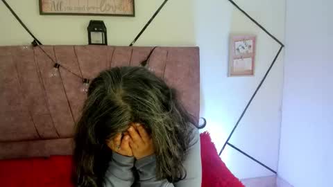 victoriaa_anderson_ online show from February 12, 8:32 pm