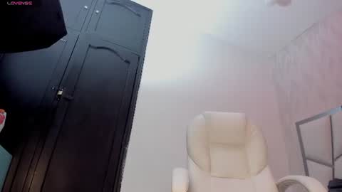 Victoria Sofia online show from June 12, 8:17 pm
