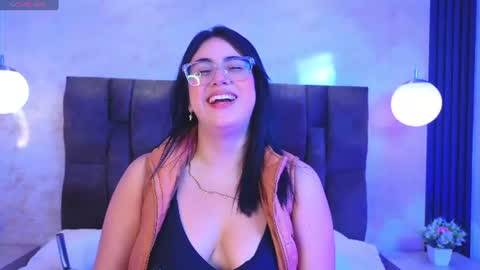 Victoria Andrade online show from July 10, 12:38 pm