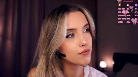 Anasteisha  Day Helen  Night online show from September 8, 7:24 pm