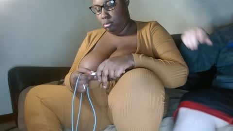 victorialuv22 online show from February 16, 4:42 am