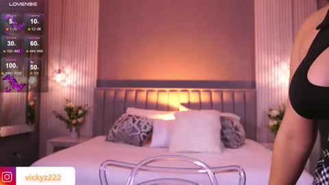 hi Im daniela  I will be online again in 15 hours after each transmission 3 online show from January 13, 8:24 pm