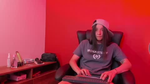victoriazaenz online show from July 9, 3:53 am
