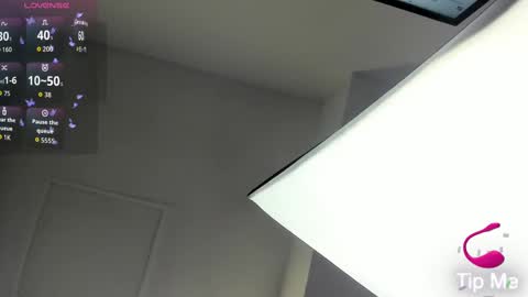 Snapshot of victoriia_vixen chatting on October 5, 8:47 pm Victoria Vixen online show from October 5, 8:47 pm
