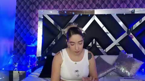 victtoria lee online show from June 22, 7:22 pm