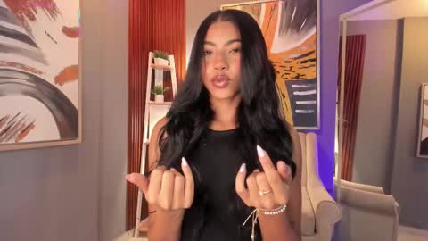 Snapshot of vienah chatting on October 17, 7:50 pm Karla online show from October 17, 7:50 pm