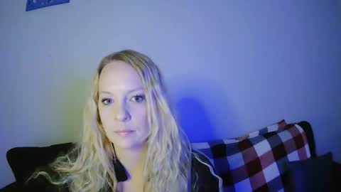 AllAmerican online show from December 6, 5:31 am