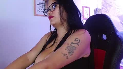 Snapshot of viiolleta chatting on March 5, 12:22 pm viioleta online show from March 5, 12:22 pm